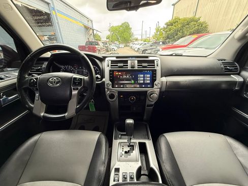 Used 2016 Toyota 4Runner SR5 Premium RWD image 9