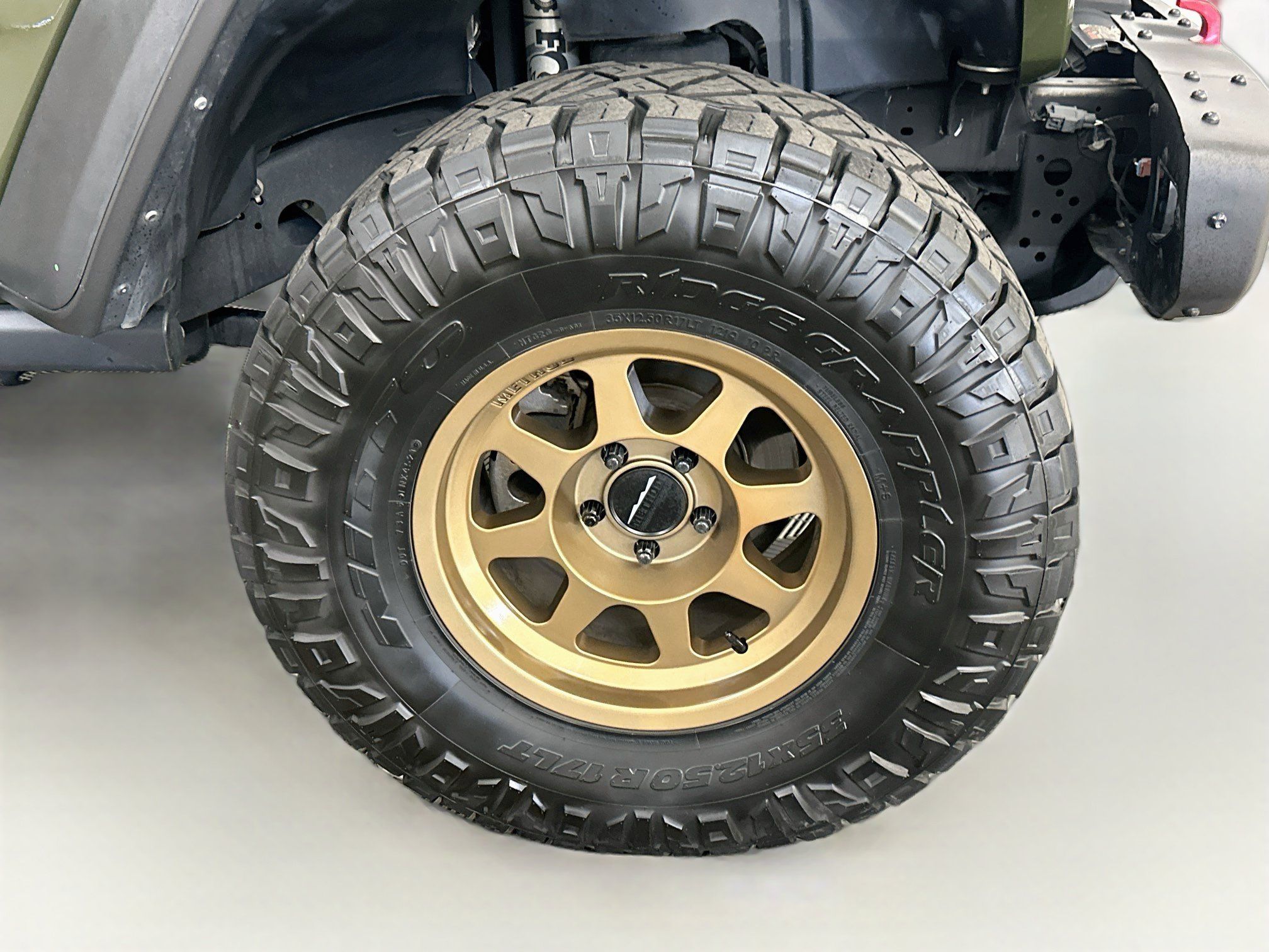Used 2021 Jeep Wrangler Unlimited Rubicon w/ LED Lighting Group AWD/4WD image 11