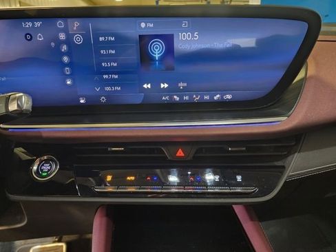 Used 2024 Buick Envision Sport Touring image 26