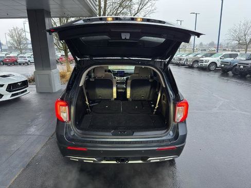 Certified 2022 Ford Explorer XLT w/ Equipment Group 202A image 7