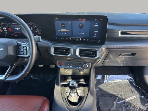 Used 2024 Ford Mustang GT Premium image 10