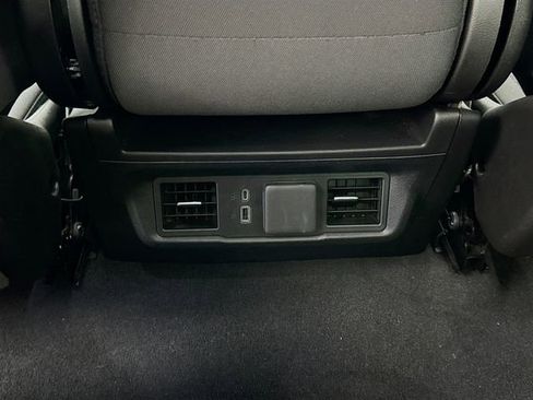 Used 2025 Chevrolet Silverado 1500 LT image 25