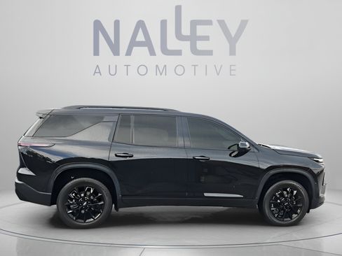 Used 2024 Chevrolet Traverse LT w/ Enhanced Driving Package FWD image 6