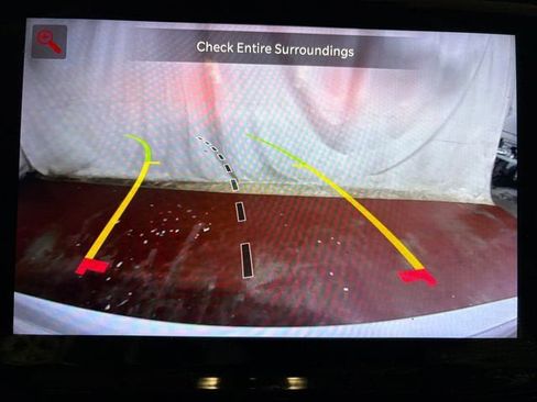 Used 2024 Jeep Grand Cherokee Limited image 15