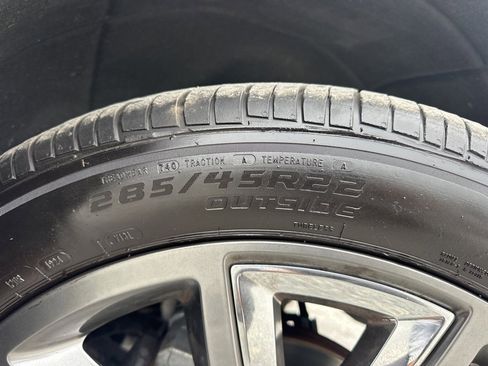 Used 2017 Chevrolet Tahoe LT w/ LT Signature Package image 37