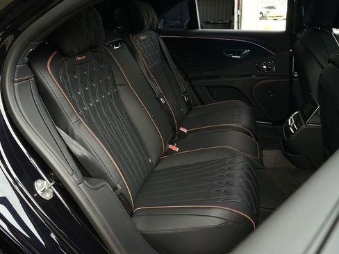 Used 2026 Bentley Flying Spur Azure image 21