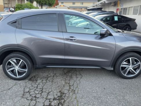 Used 2022 Honda HR-V EX image 4