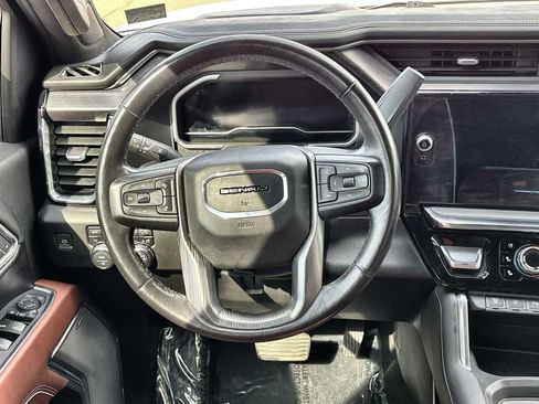 Used 2024 GMC Sierra 3500 Denali Ultimate AWD/4WD image 21