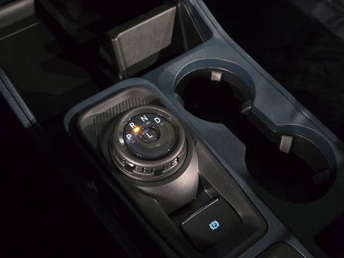 New 2025 Ford Maverick XL image 27