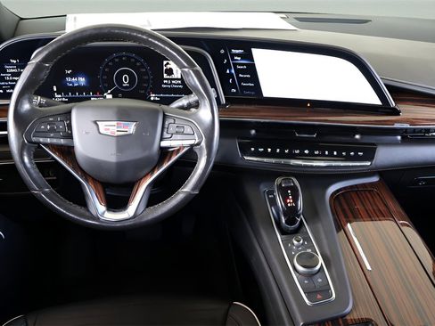 Certified 2023 Cadillac Escalade Premium Luxury image 16