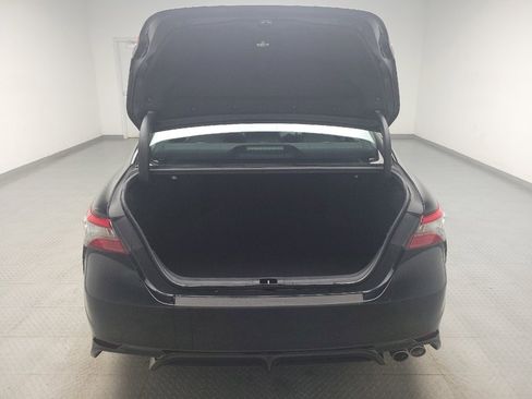 Used 2018 Toyota Camry SE w/ Moonroof Package FWD image 29