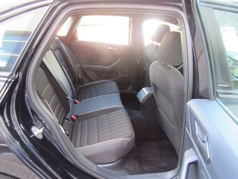 Used 2023 Volkswagen Jetta Sport image 20