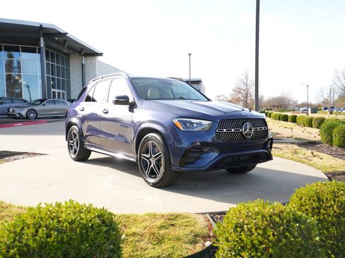 New 2026 Mercedes-Benz GLE 350 4MATIC image 9