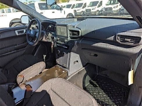 New 2025 Ford Explorer 4WD Police Interceptor image 14