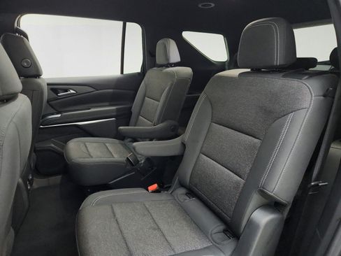 Used 2024 Chevrolet Traverse LT w/ Midnight/Sport Edition AWD/4WD image 25