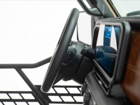 Used 2025 Jeep Wrangler Unlimited Sport image 39