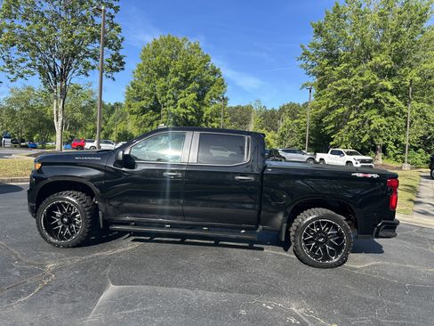 Used 2021 Chevrolet Silverado 1500 Custom AWD/4WD image 8