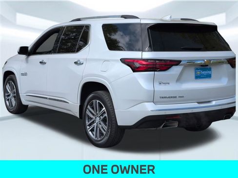 Used 2023 Chevrolet Traverse High Country AWD/4WD image 4