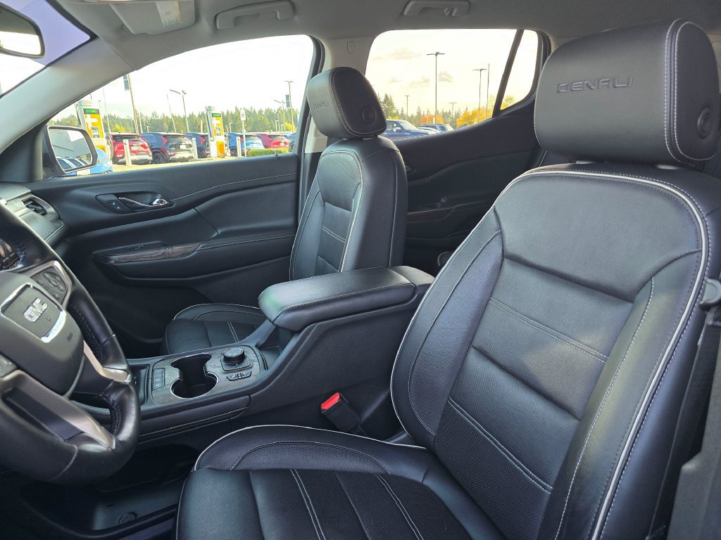 Used 2020 GMC Acadia Denali w/ Trailering Package AWD/4WD image 13