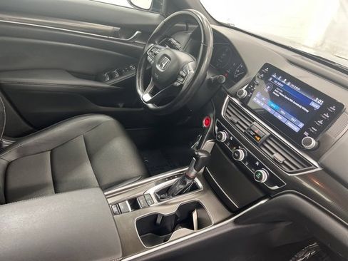 Used 2022 Honda Accord Sport image 24