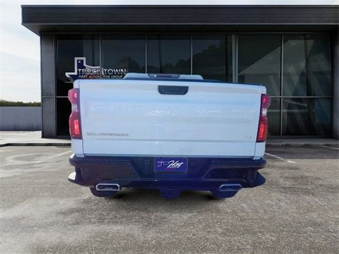 Used 2024 Chevrolet Silverado 1500 LT Trail Boss w/ LT Trail Boss Premium Package image 4