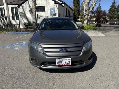 Used 2012 Ford Fusion SE image 8