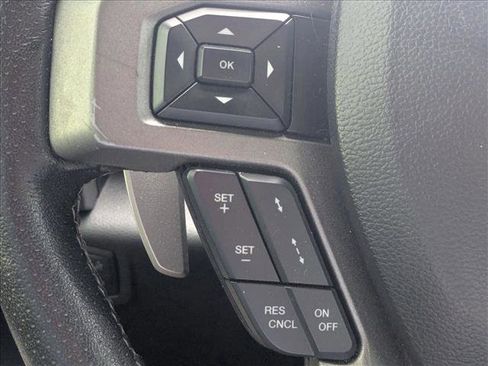 Used 2018 Ford F150 Raptor w/ Equipment Group 802A Luxury image 11