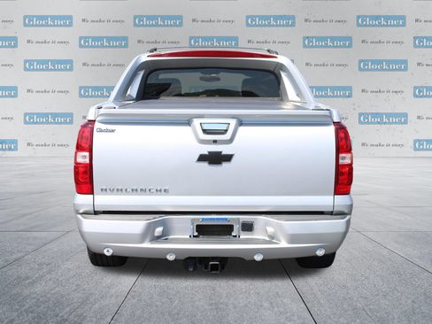 Used 2013 Chevrolet Avalanche LTZ AWD/4WD image 7