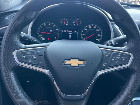 Used 2022 Chevrolet Malibu LT image 22