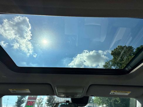 Used 2020 Honda Accord EX image 24