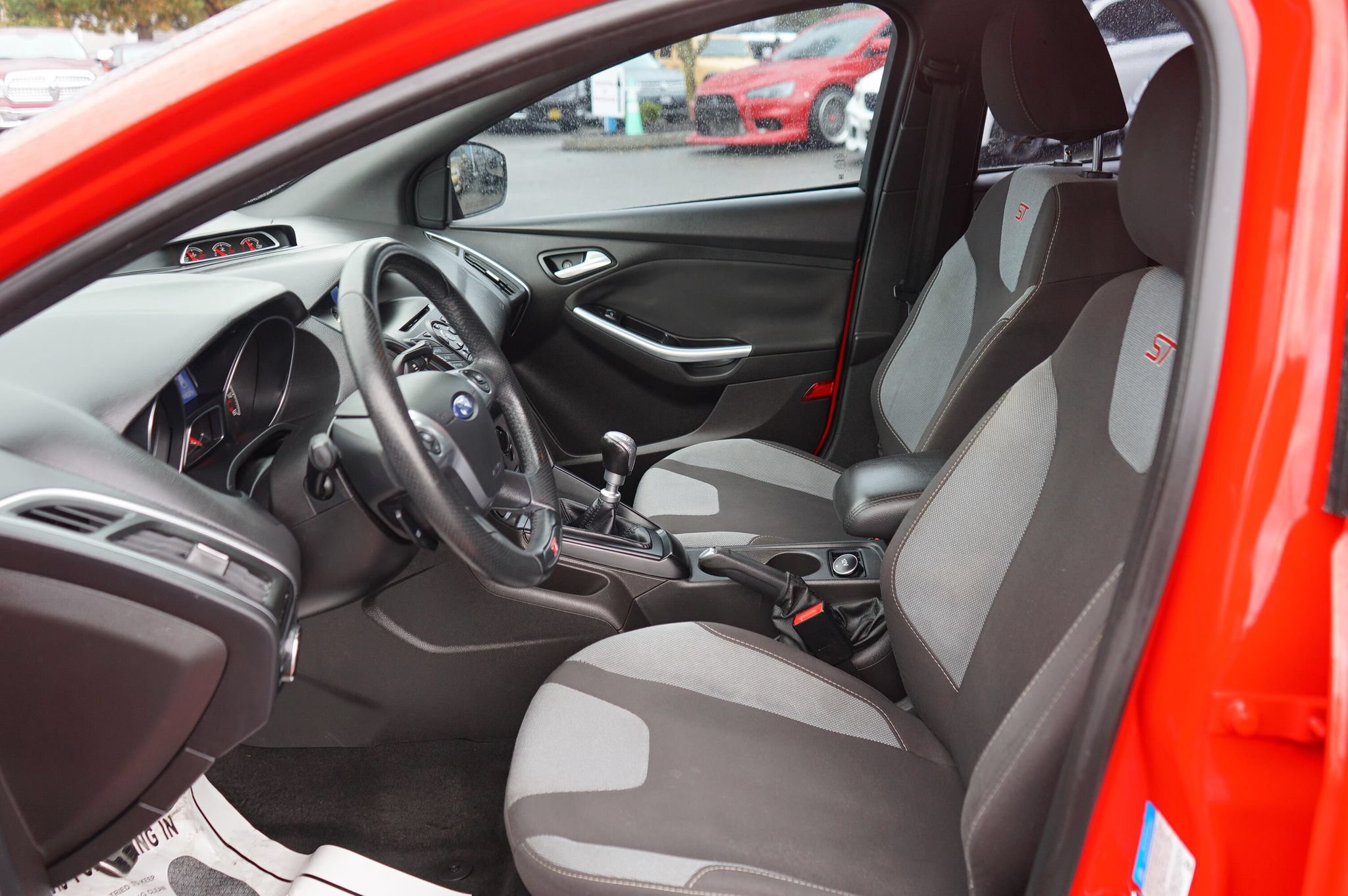 Used 2013 Ford Focus ST FWD image 11