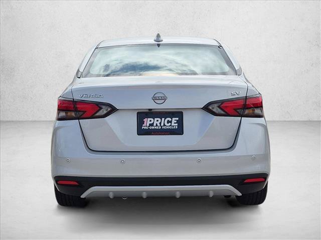 Used 2023 Nissan Versa SV FWD image 7