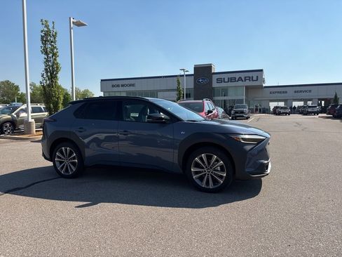 Used 2024 Subaru Solterra Touring w/ Touring Package image 1