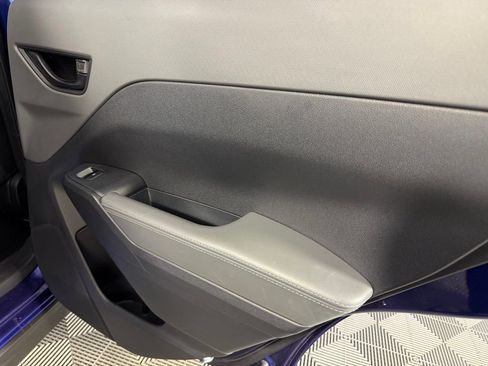 Used 2024 Subaru Crosstrek 2.0i Premium image 29