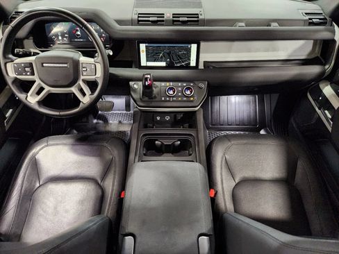 Used 2023 Land Rover Defender 110 S AWD/4WD image 46