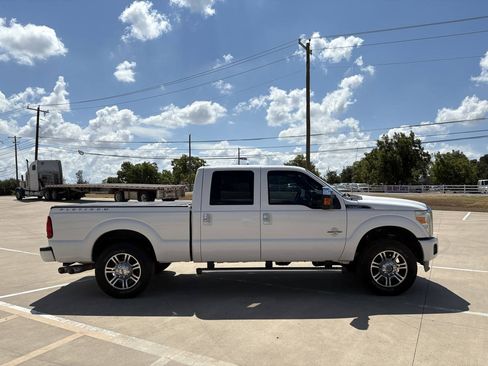 Used 2015 Ford F250 Platinum w/ FX4 Off-Road Package AWD/4WD image 7