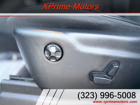 Used 2017 Jeep Grand Cherokee Altitude image 17