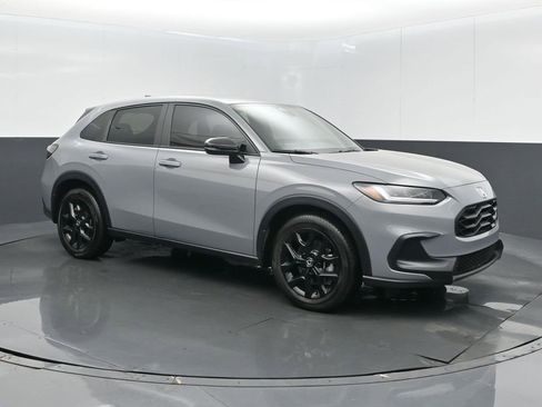 Certified 2025 Honda HR-V Sport image 28