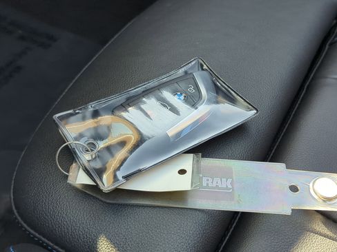 Certified 2024 BMW Z4 M40i w/ Premium Package image 35