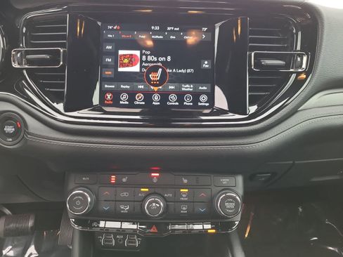 Used 2022 Dodge Durango GT image 24