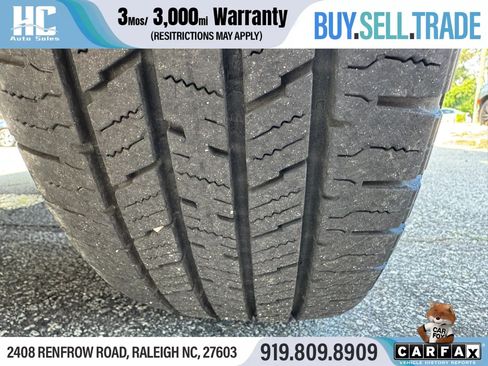 Used 2019 Ford Transit 150 130 Low Roof RWD image 11