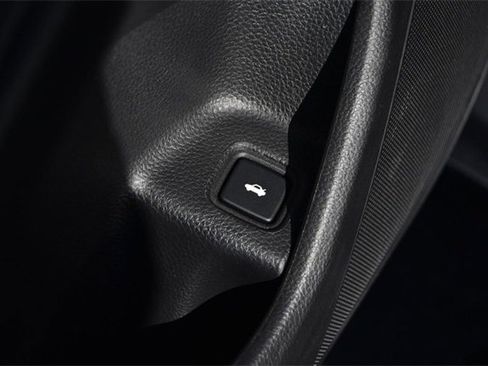 Used 2020 Honda Accord EX image 9