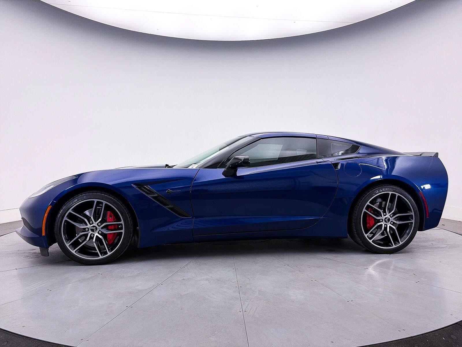 Used 2017 Chevrolet Corvette Stingray Coupe RWD image 40