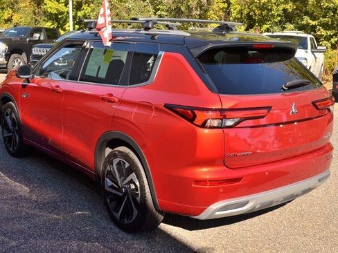 Used 2023 Mitsubishi Outlander SEL image 6
