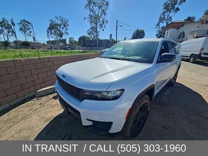 Used 2024 Jeep Grand Cherokee L Laredo