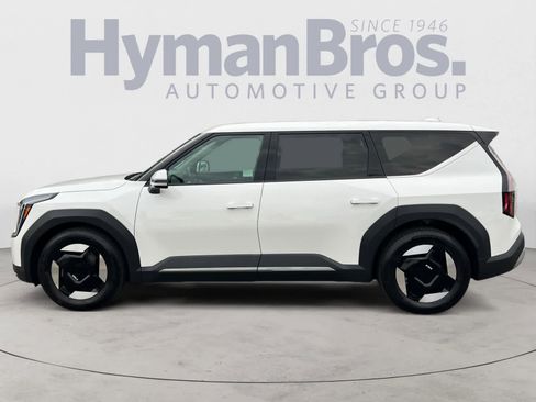 Certified 2024 Kia EV9 Light Long Range image 6