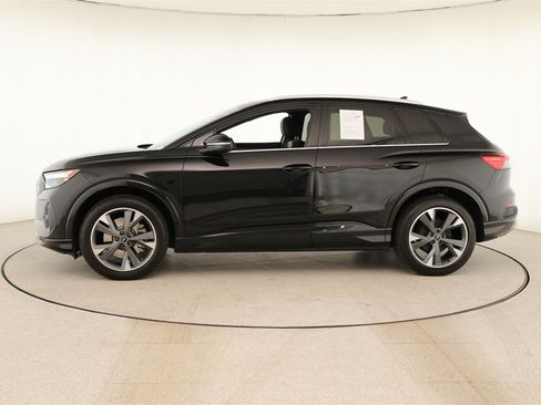 Certified 2022 Audi Q4 e-tron Premium Plus image 2