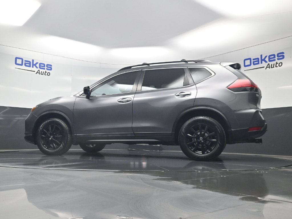 Used 2017 Nissan Rogue SV w/ Midnight Edition AWD/4WD image 40