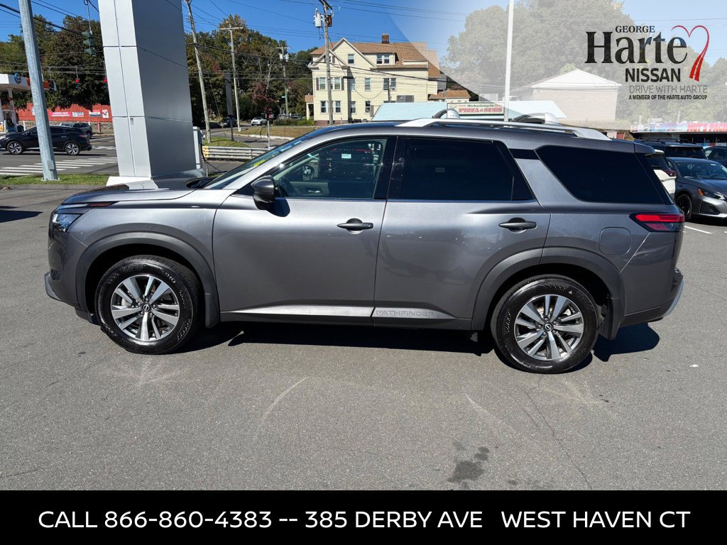 Certified 2024 Nissan Pathfinder SL w/ Cargo Package AWD/4WD image 8