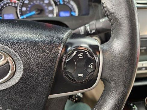 Used 2013 Toyota Camry XLE FWD image 13